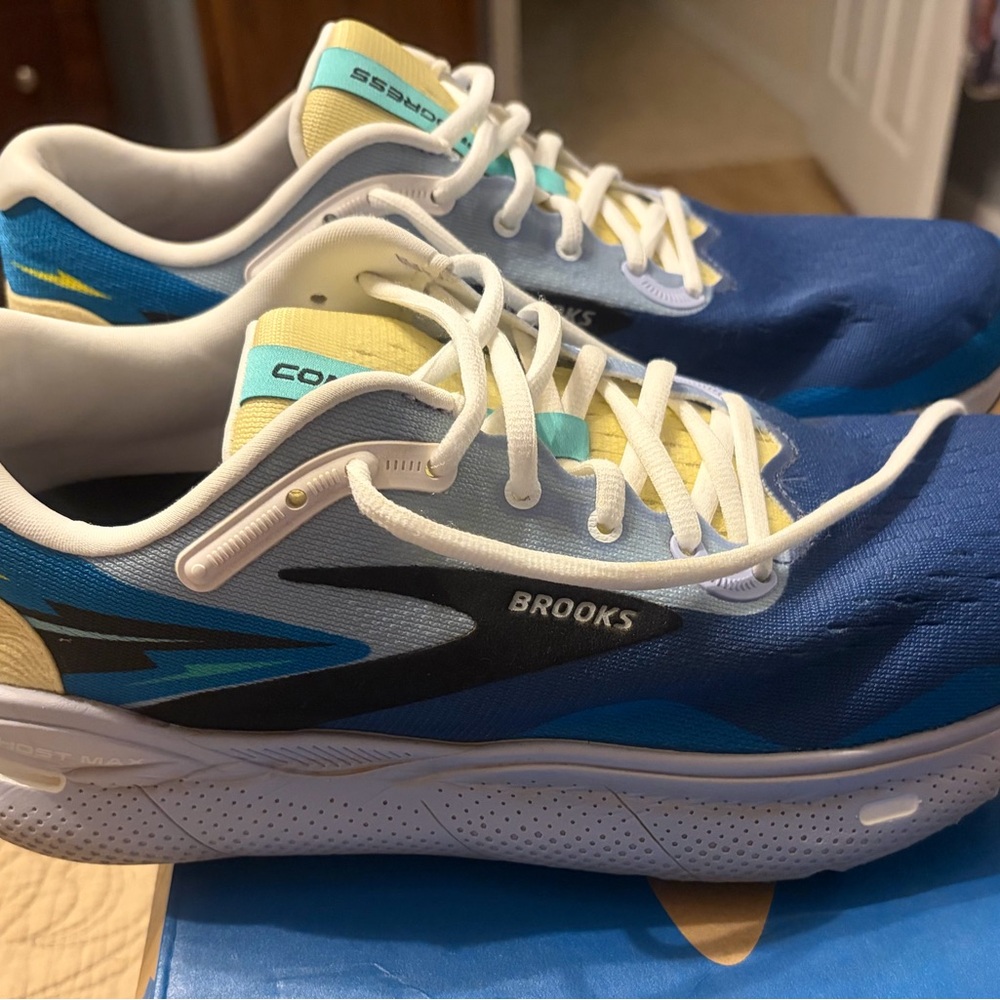 Brooks Damon Brown-like new women’s size 11 - Picture 3 of 5